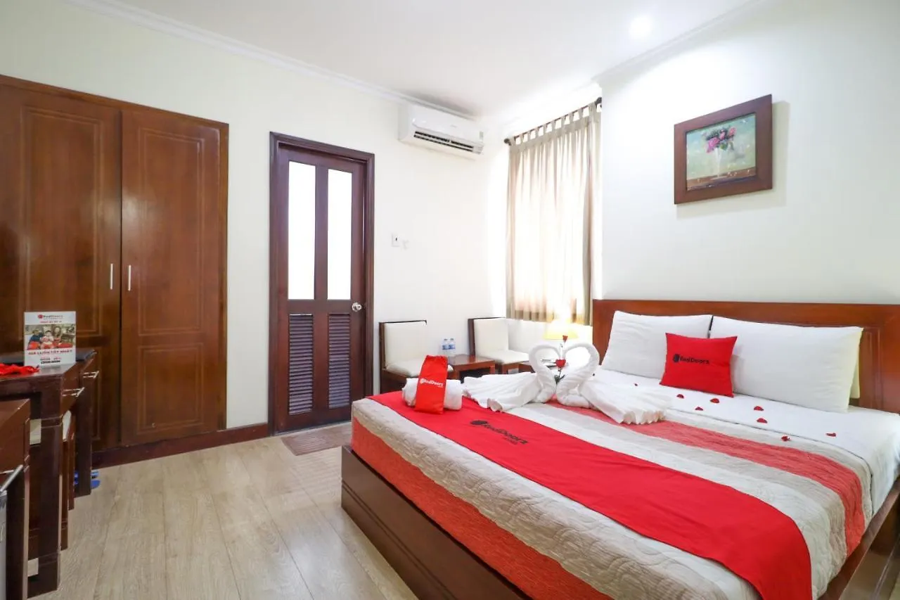 Reddoorz Hoang Ha Hotel Ho Chi Minh City