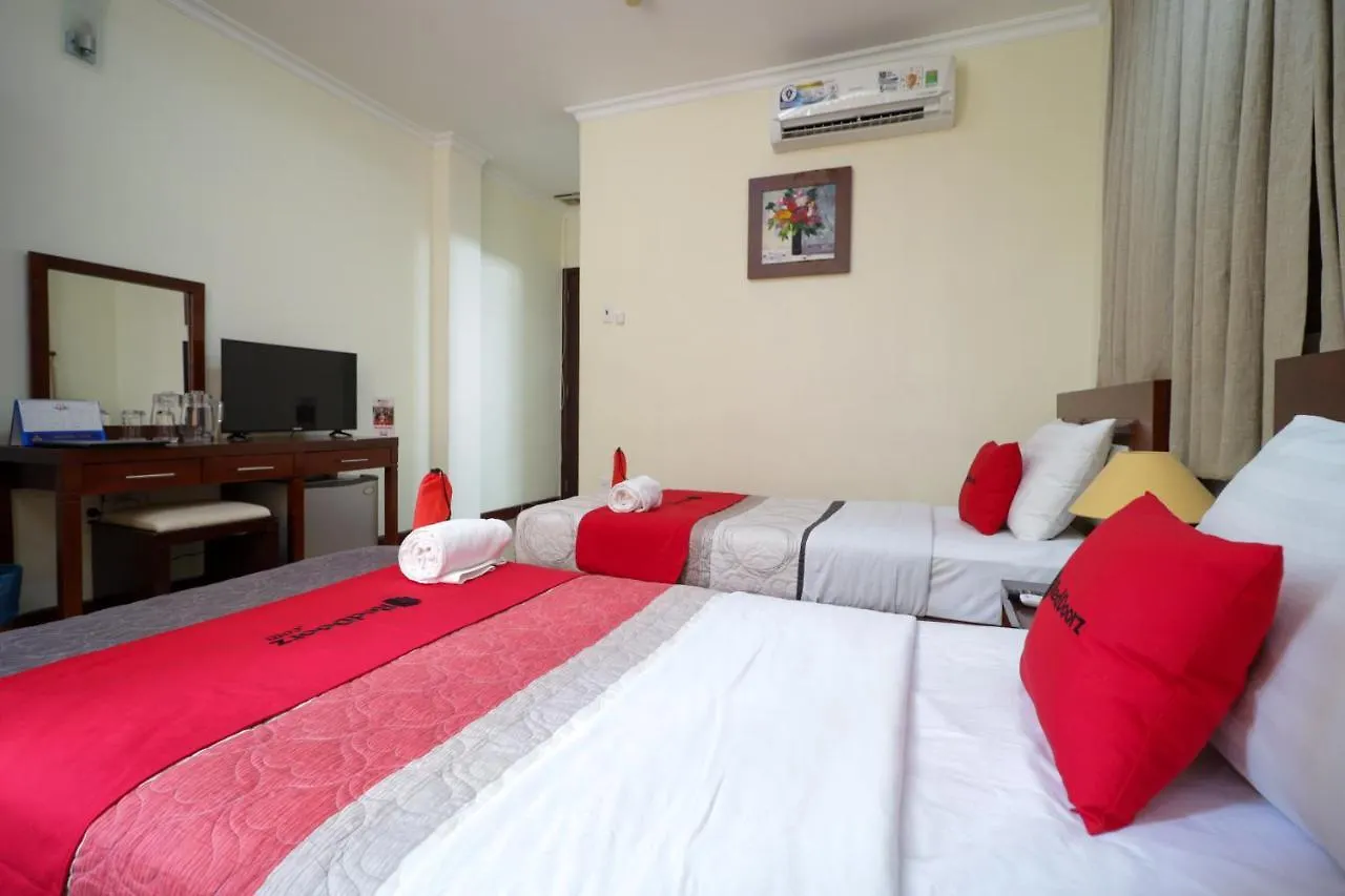 Reddoorz Hoang Ha Hotel Ho Chi Minh City 2*,  Vietnam
