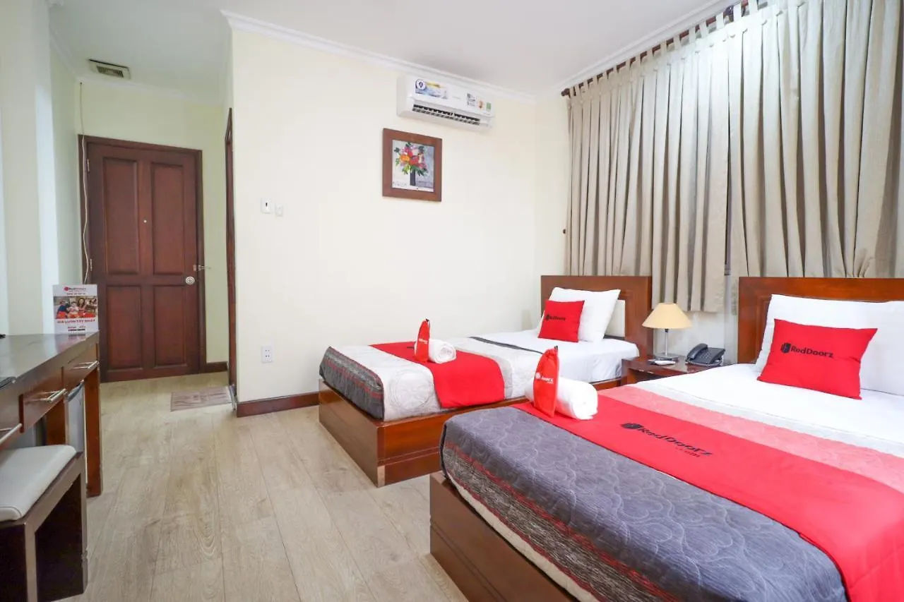 Reddoorz Hoang Ha Hotel Ho Chi Minh City
