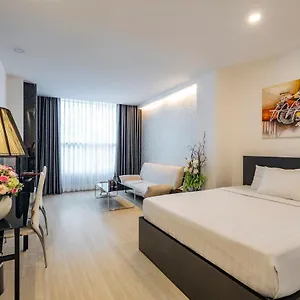 The One Premium *** Ho Chi Minh-staden