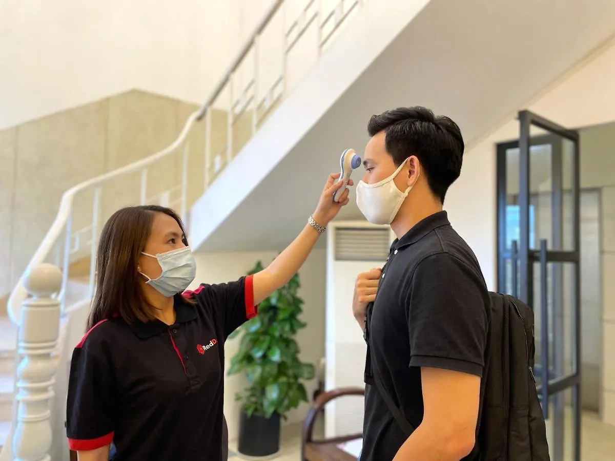 Reddoorz Hoang Ha Hotel Ho Chi Minh-staden